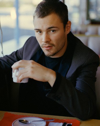 Patrick Flueger