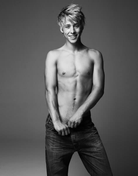 Mitch Hewer