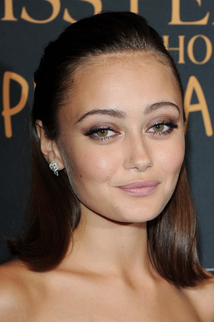 Ella Purnell Ella Purnell
