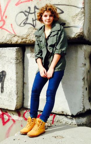 Camren Bicondova
