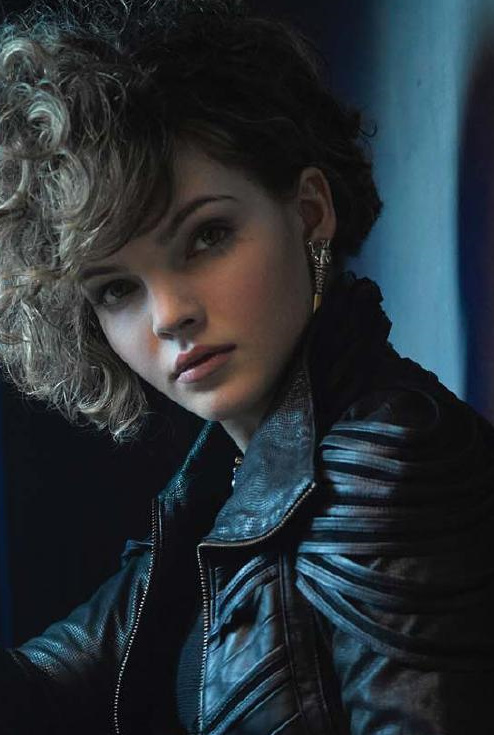 Camren Bicondova Camren Bicondova