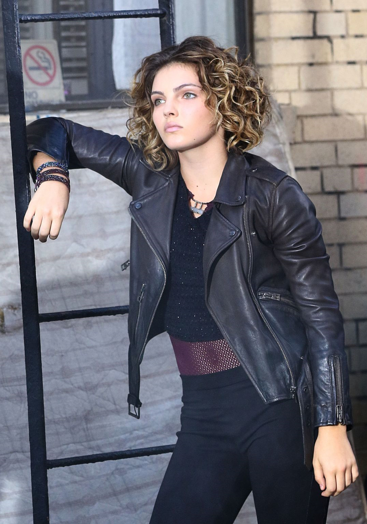 Camren Bicondova