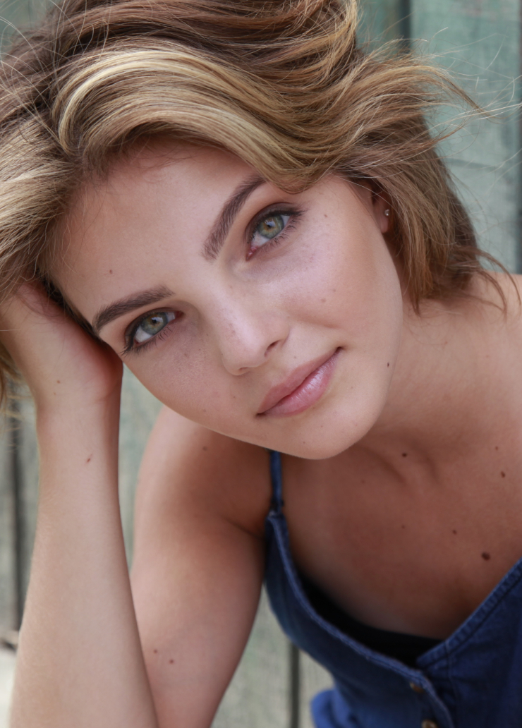 Camren Bicondova Camren Bicondova