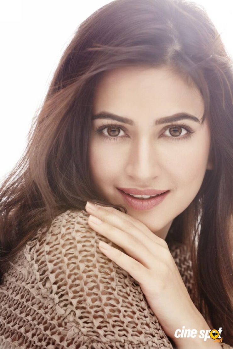Kriti Kharbanda