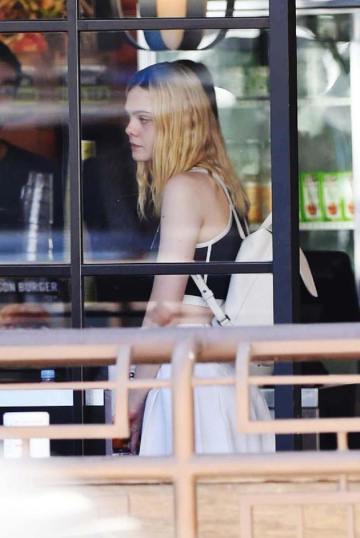 Elle Fanning