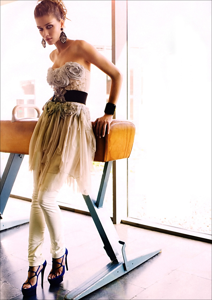 Ana Beatriz Barros Ana Beatriz Barros
