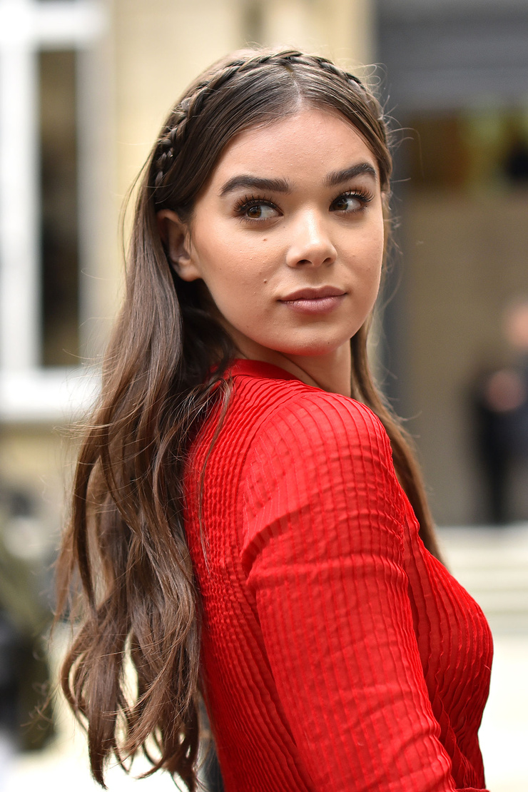 Hailee Steinfeld