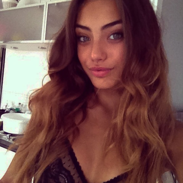 Vanessa Moe Vanessa Moe