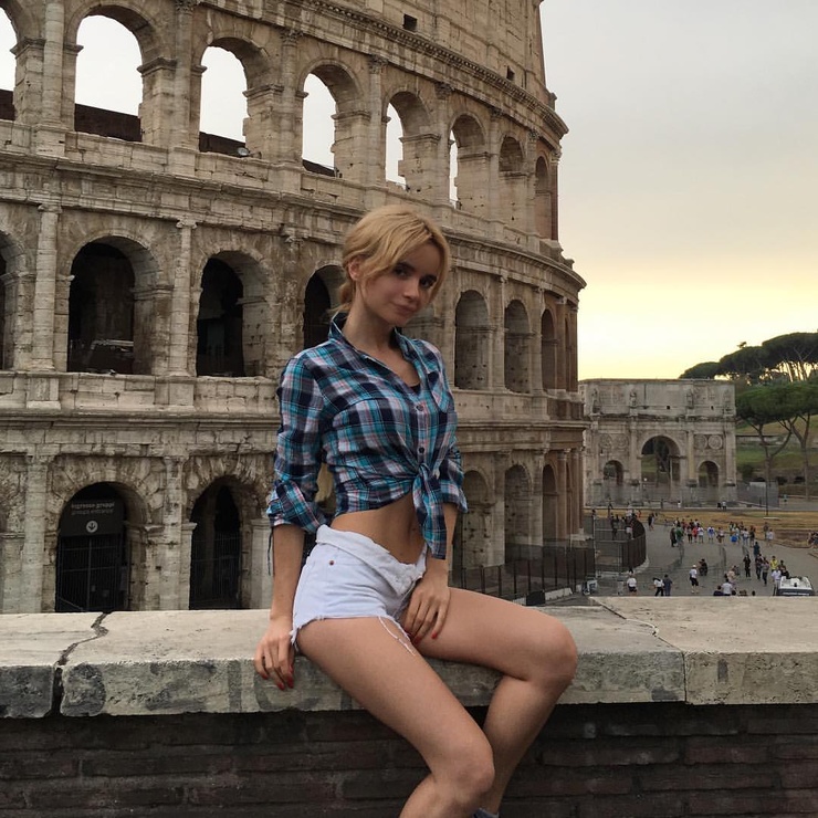 Ekaterina Zueva Ekaterina Zueva