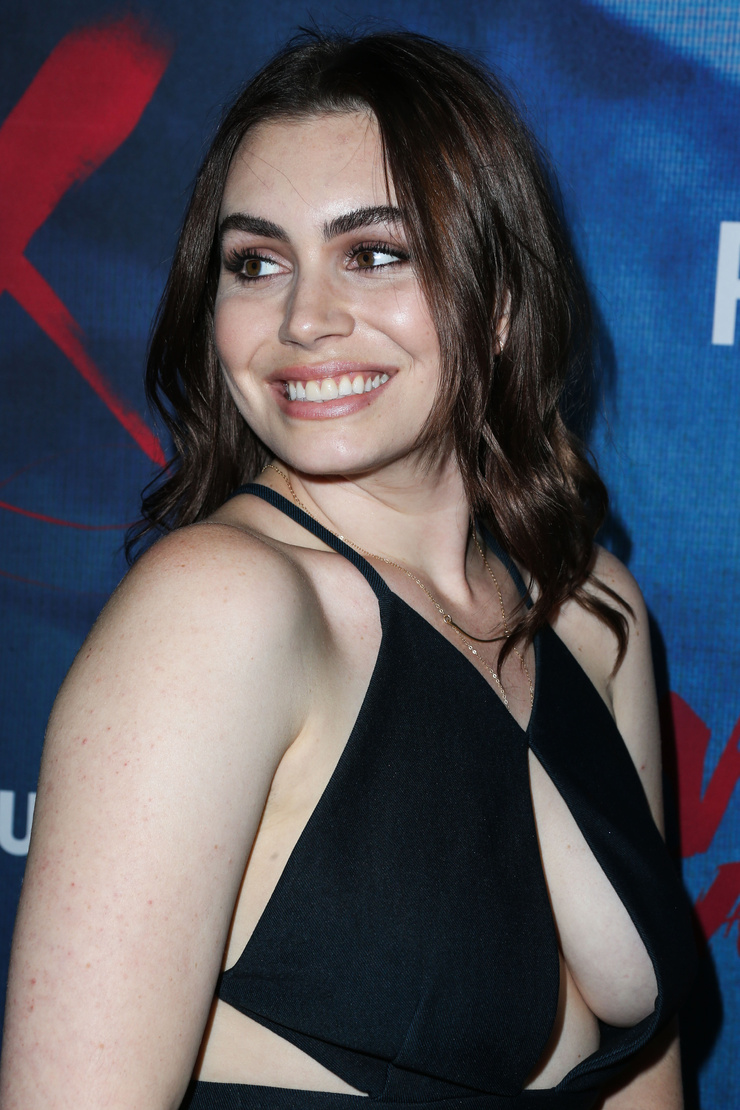 Sophie Simmons