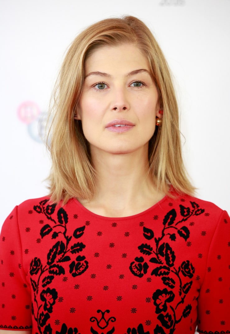 Rosamund Pike