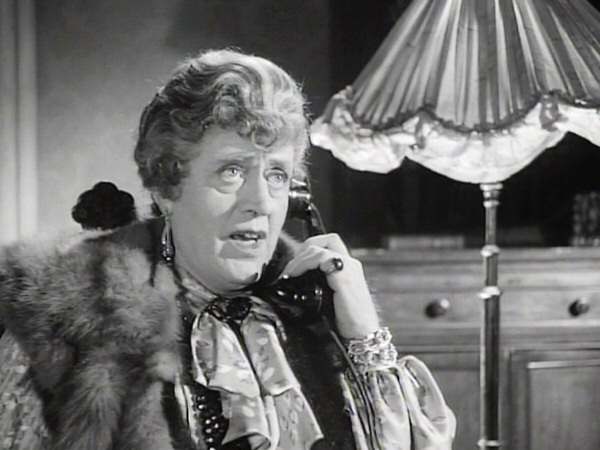 The Belles of St. Trinian's (1954) The Belles of St. Trinian's (1954)