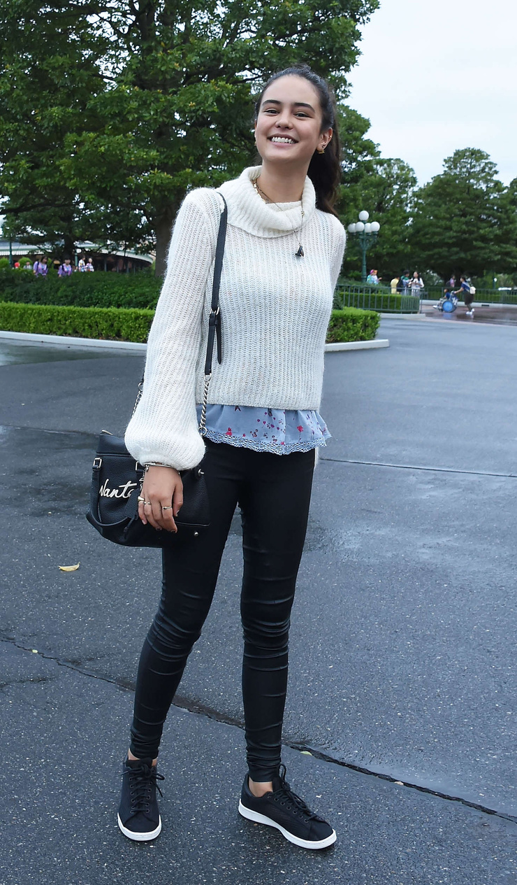 Courtney Eaton Courtney Eaton