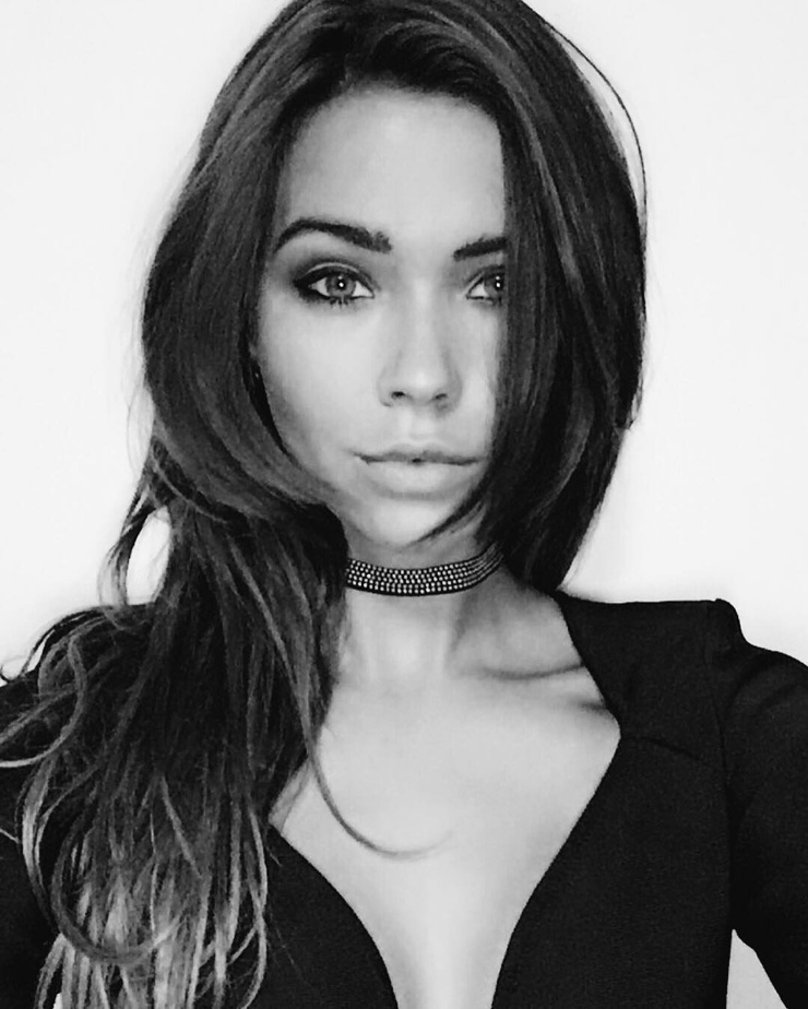 Sandra Kubicka Sandra Kubicka