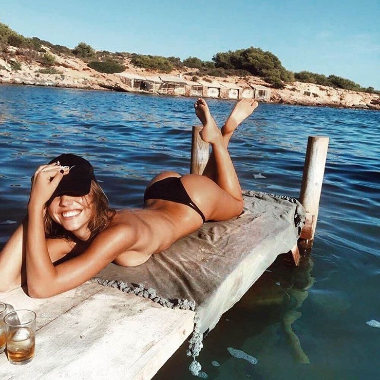 Alexis Ren Alexis Ren