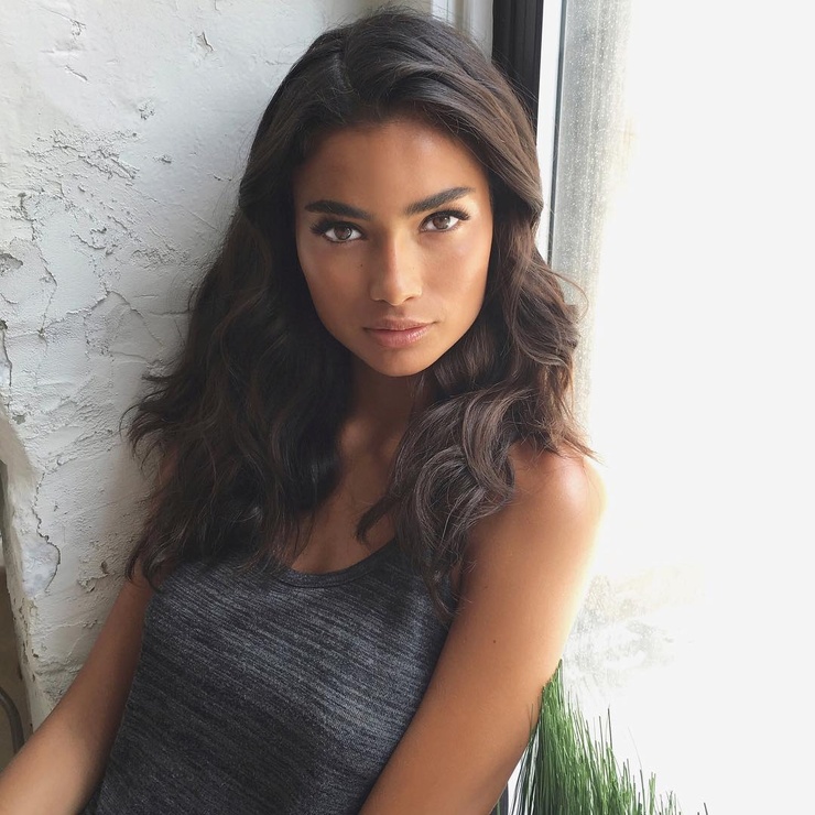 Kelly Gale Kelly Gale