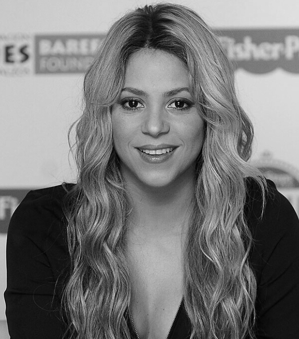 Shakira Shakira