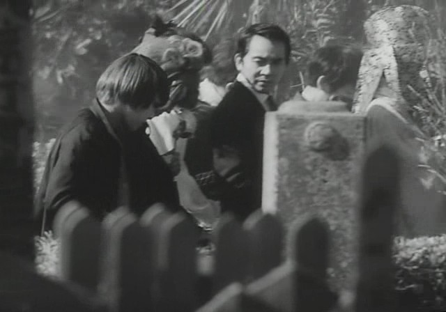 Funeral Parade of Roses (1969)