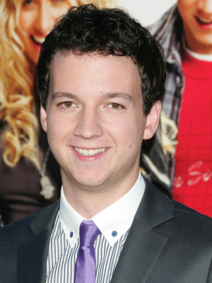 Gaelan Connell