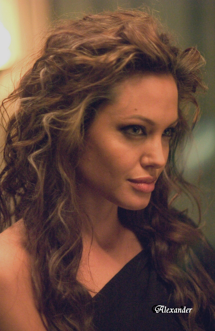 Angelina Jolie Angelina Jolie