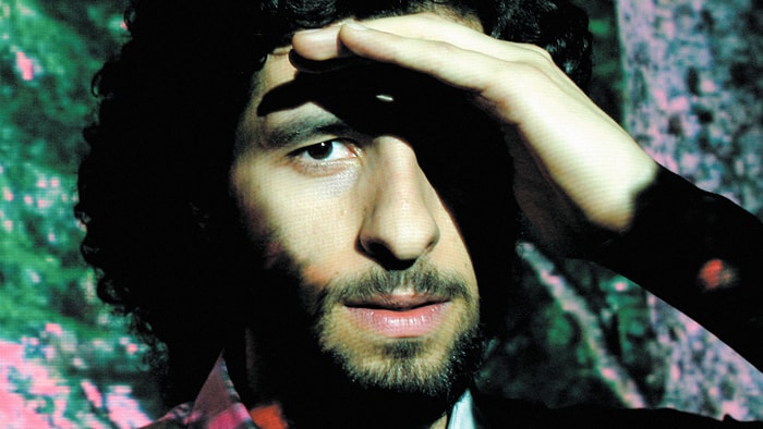 The Extraordinary Ordinary Life of José González