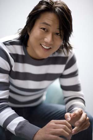 Sung Kang