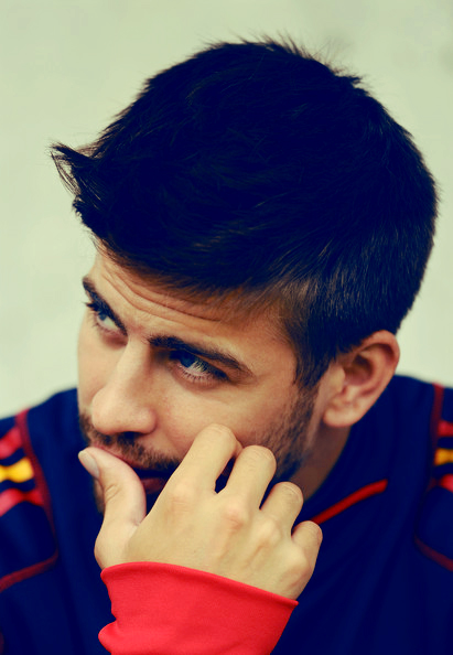 Gerard Piqué Gerard Piqué
