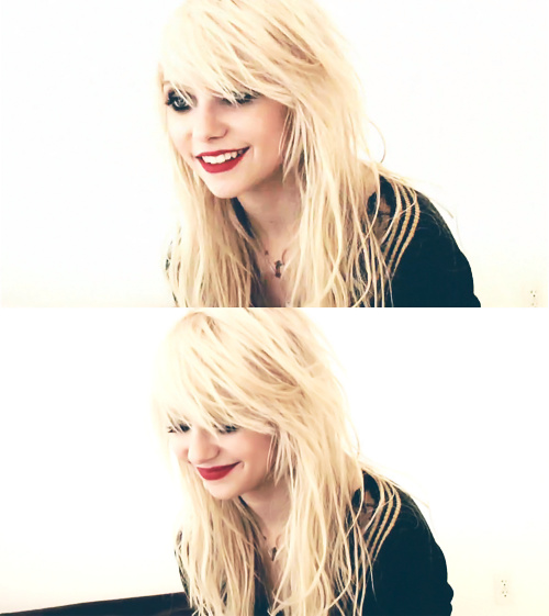 Taylor Momsen Taylor Momsen