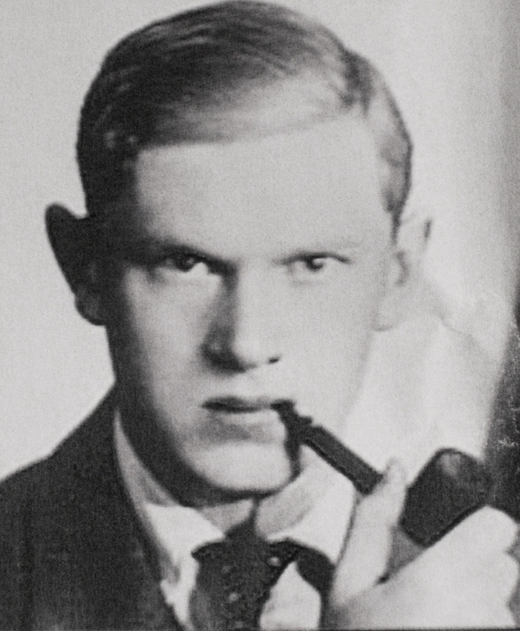 Evelyn Waugh Evelyn Waugh