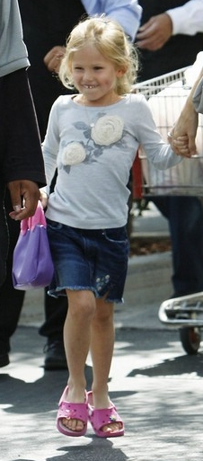 Violet Affleck