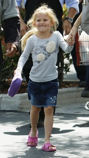 Violet Affleck