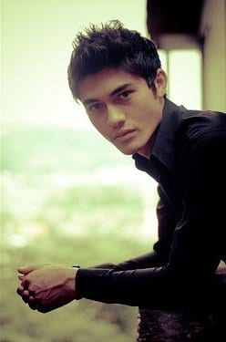 Henry Golding