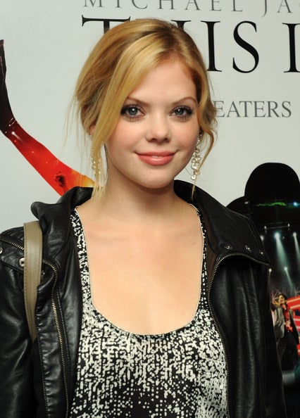 Dreama Walker