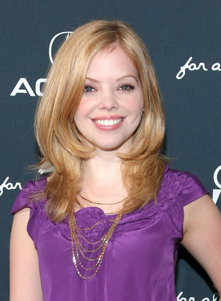 Dreama Walker