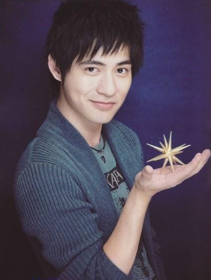 Vic Zhou