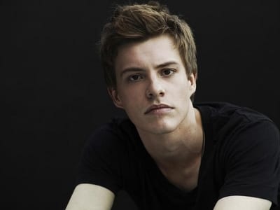 Picture of Xavier Samuel