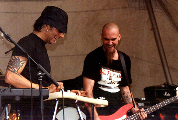 Queens of the Stone Age
