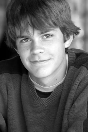 Johnny Simmons