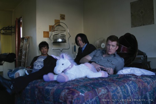 Queens of the Stone Age