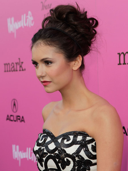 Nina Dobrev Nina Dobrev