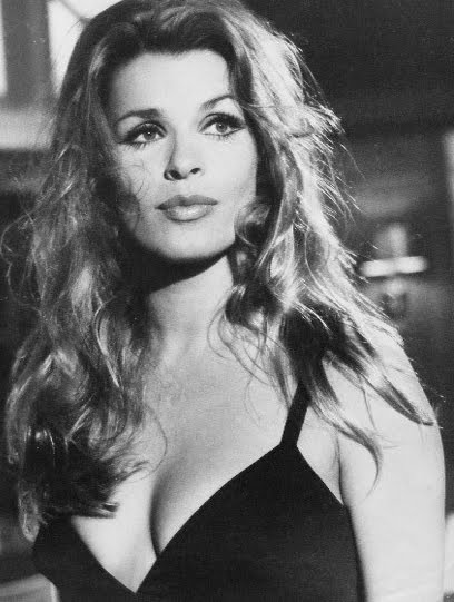 Senta Berger