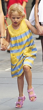 Violet Affleck