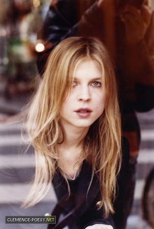 Clémence Poésy