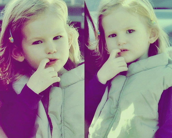 Violet Affleck
