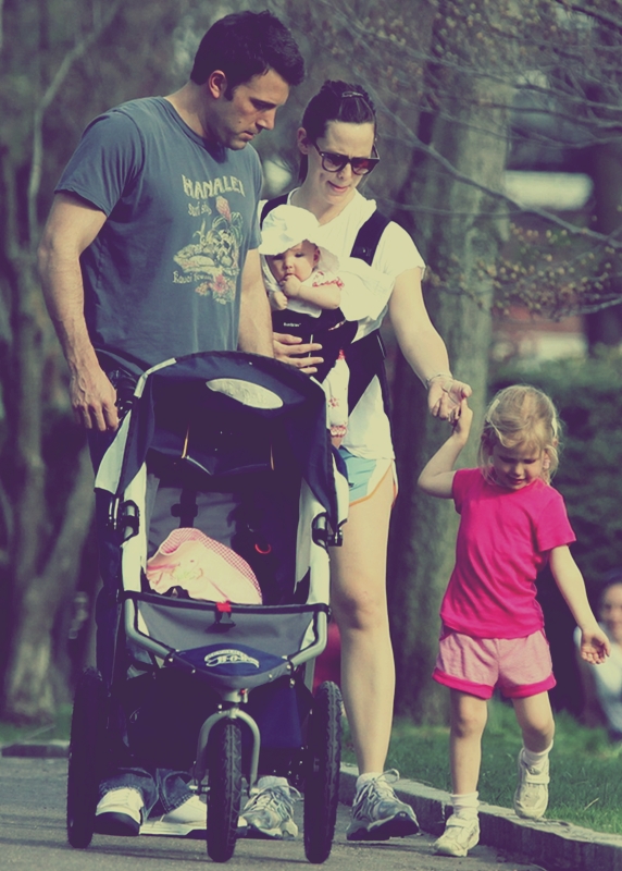 Violet Affleck