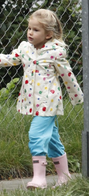 Violet Affleck