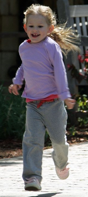 Violet Affleck