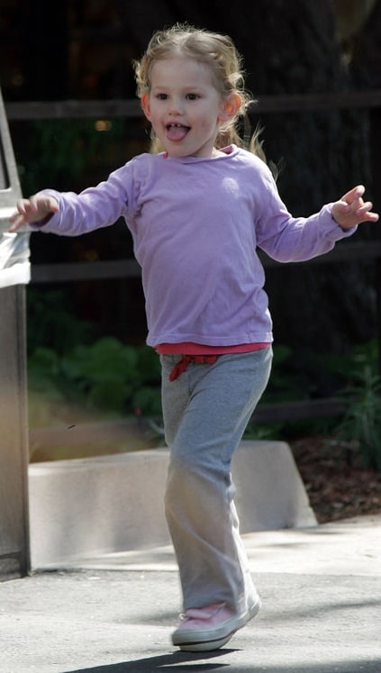 Violet Affleck