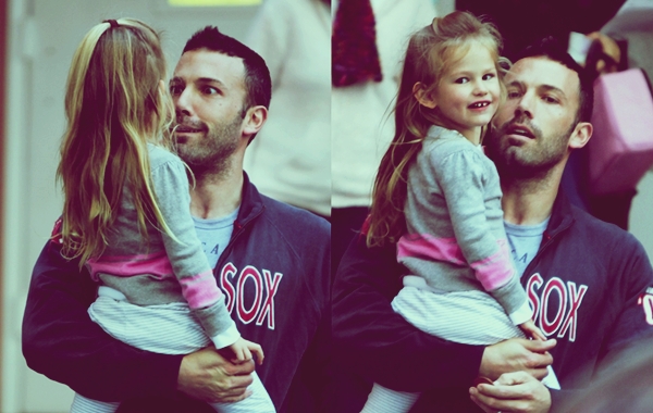 Violet Affleck