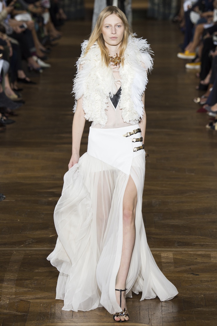 Julia Nobis